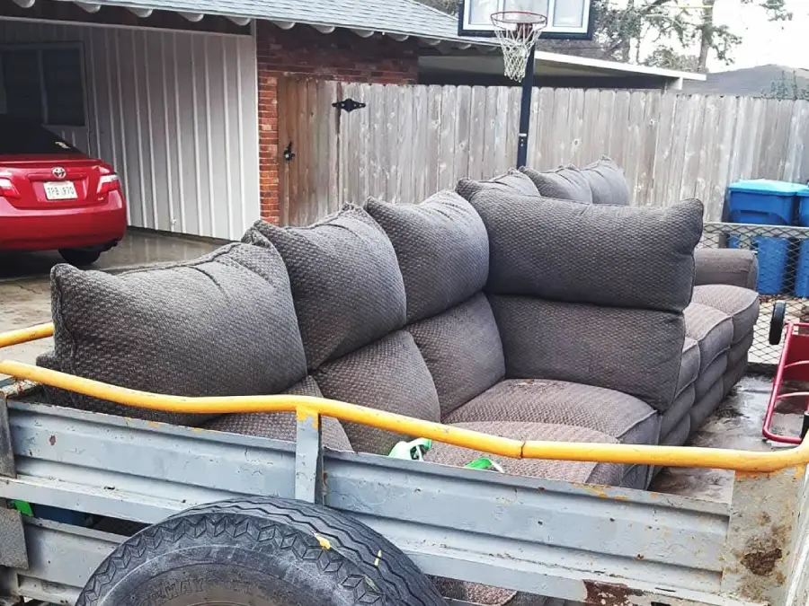 Professional Junk Hauler in Lafayette, LA Professional Junk Hauler in Lafayette, LA